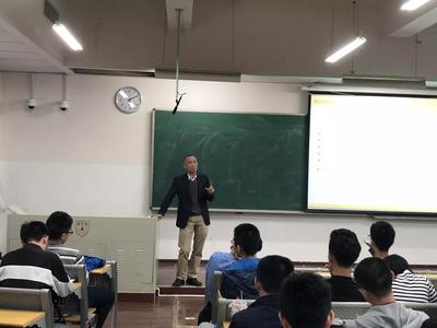 【数学系】讲座回顾 | 戴建岗:Data,Models,Decisions